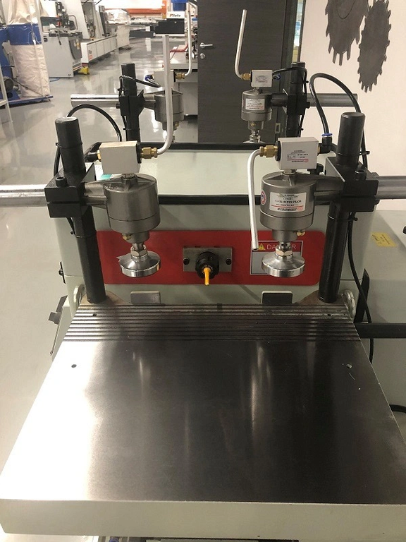 Сверлильно-пазовальный автоматический станок MAS MS3112