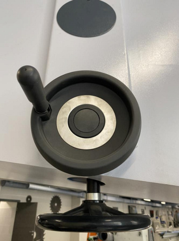 Ленточнопильный станок с подающим устройством EcoWood BS700 Auto