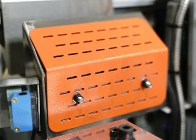 Кромкооблицовочный автоматический станок HOLD HD783