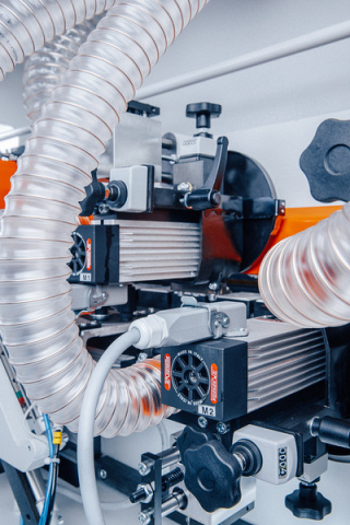 Автоматический кромкооблицовочный станок OSTERMANN 6T2R