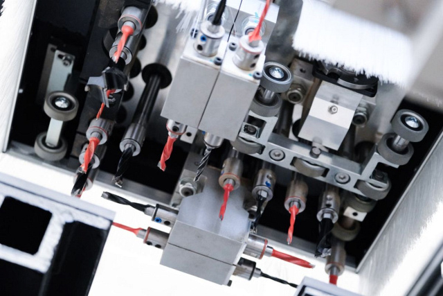 Автоматический сверлильно-присадочный центр с ЧПУ Beaver SWIFT Turbo 1200-HС