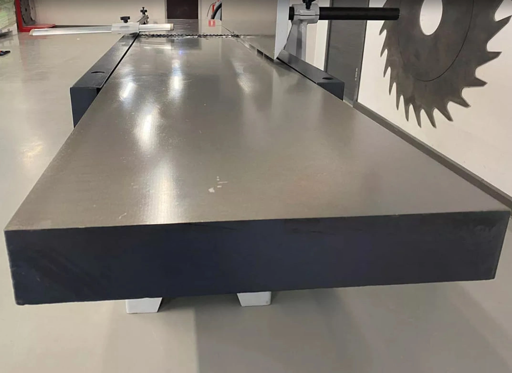 Фуговальный станок со спиральным валом SF 400WN