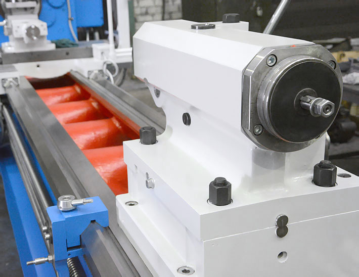 Универсальный токарный станок 16К40/3000