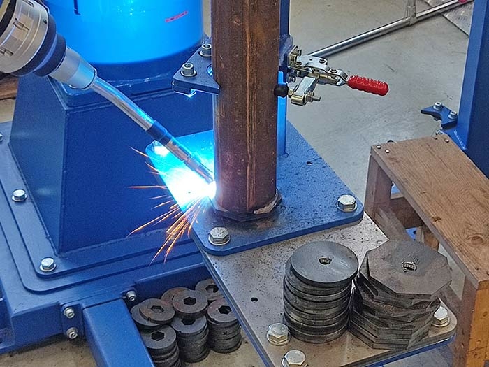 6-осевой сварочный робот AR14+