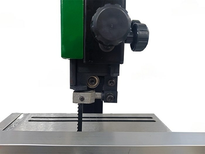 Вертикальная ленточная пила BS8