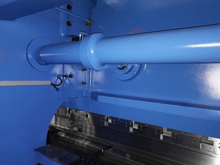 Листогибочный гидравлический пресс PBH100/3200 с руч.комп. прогиба с ЧПУ контрол. TP10S, производства Китай