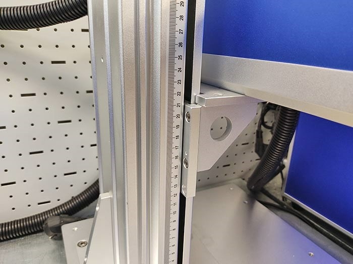 Настольный лазерный маркиратор 20W (излучатель Raycus)