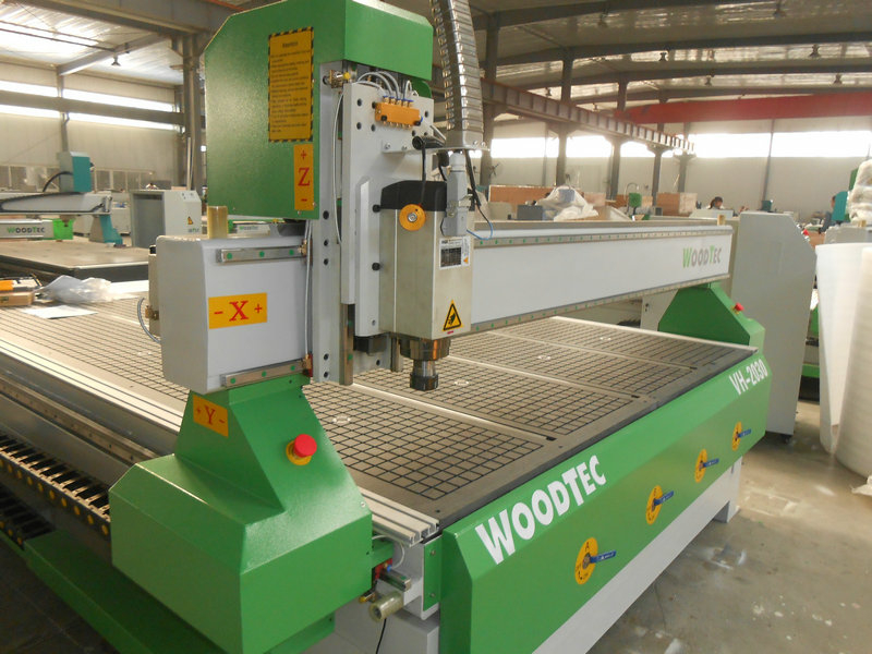 Фрезерно-гравировальный станок с чпу WoodTec H 2030