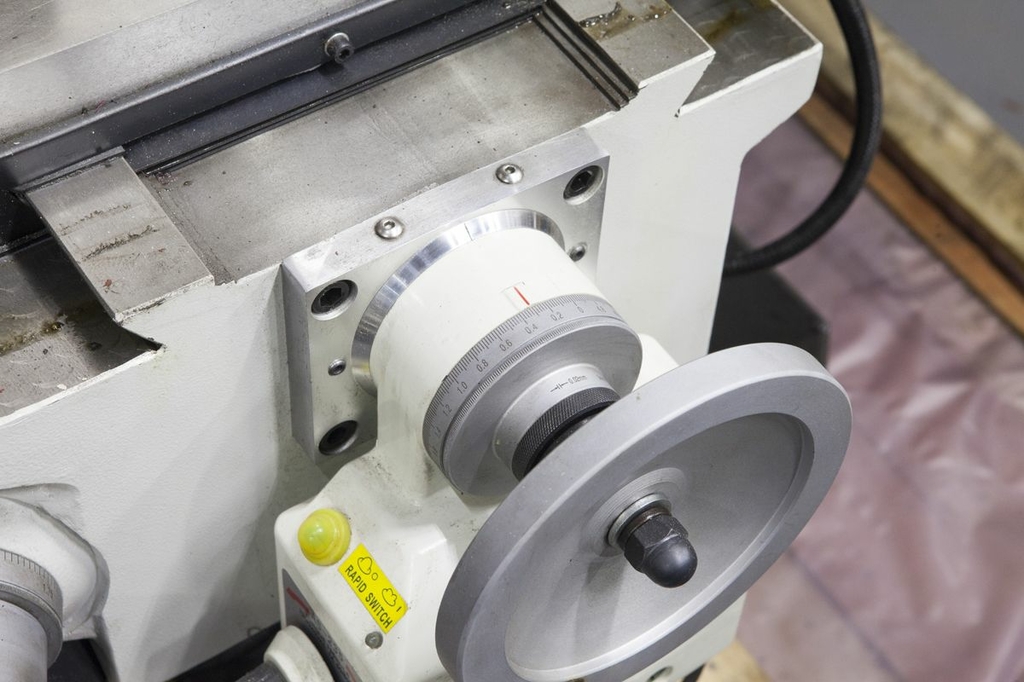 Универсально-фрезерный станок STALEX MUF65 DRO