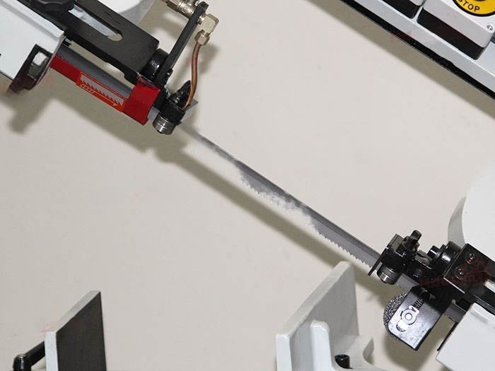 Ленточная пила по металлу BS-712N