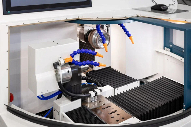 Пятиосевой заточный станок с ЧПУ IRONMAC TURBO 5-AXIS TURBO 5-AXIS