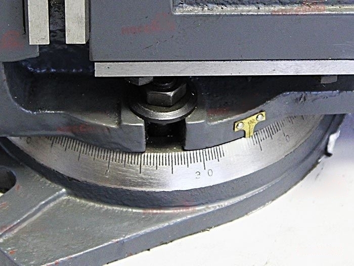 Прецизионные станочные тиски FMS 150