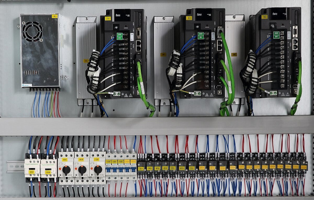 Форматно-раскроечный центр с ЧПУ Nanxing NP638DR