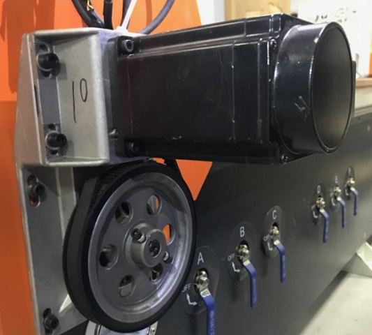 Фрезерно-гравировальный станок с ЧПУ Filato Optima 1325 PTV