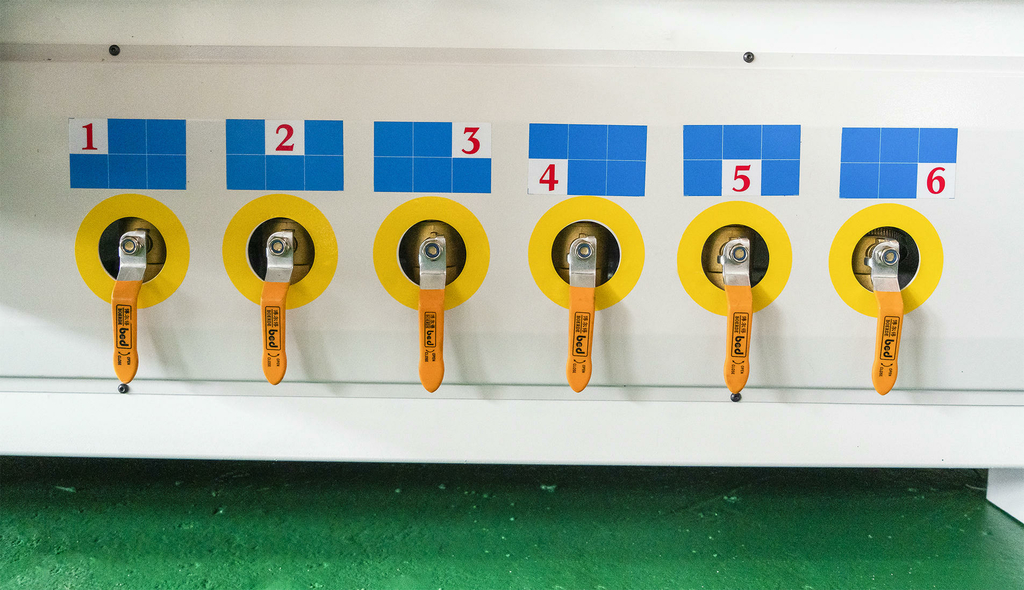 Фрезерный станок с ЧПУ JIYU CH1-12