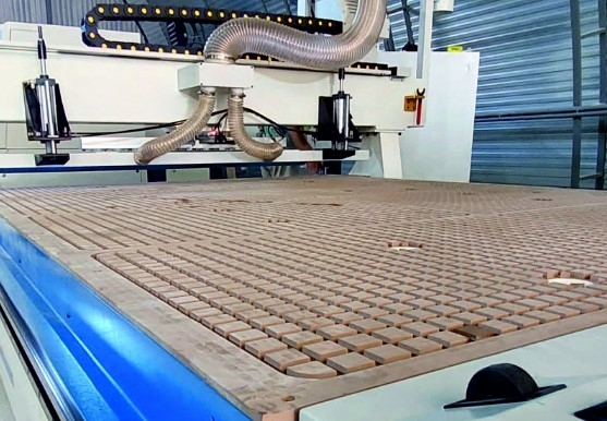 Фрезерный станок с ЧПУ JIYU CH1-V9