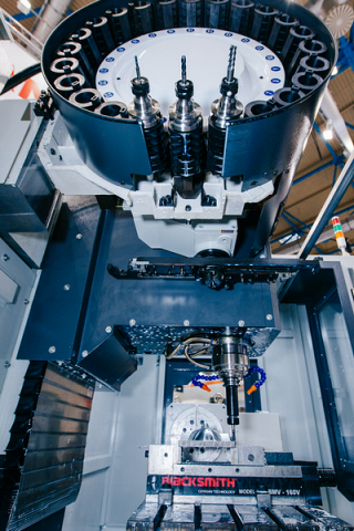 Фрезерный обрабатывающий центр SPECTR SVL-1370