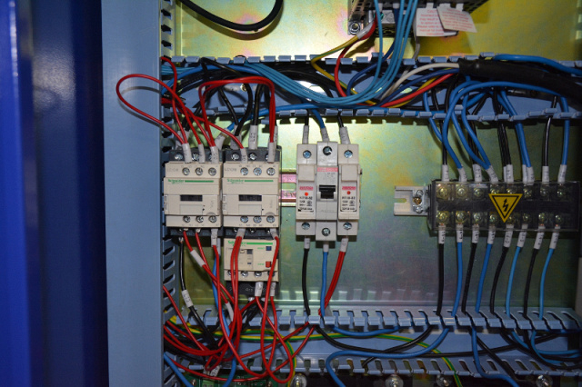 Фрезерный станок с ЧПУ Beaver 1212AT3