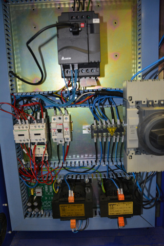 Фрезерный станок с ЧПУ Beaver 1212AT3