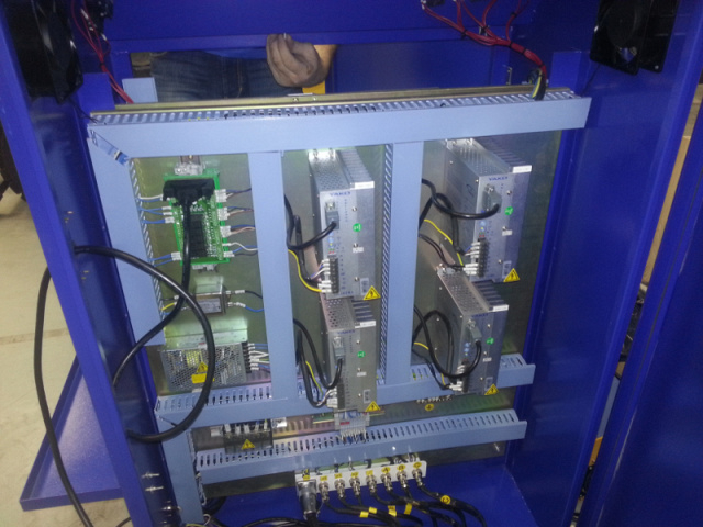 Фрезерный станок с ЧПУ Beaver 1212AT3