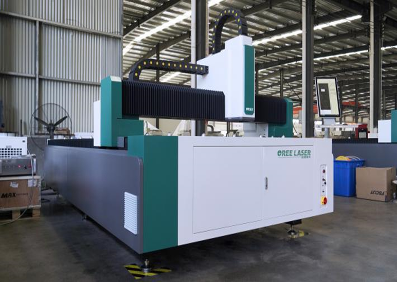 Станок лазерной резки металла OREE LASER FM6025A 6000W RAYCUS