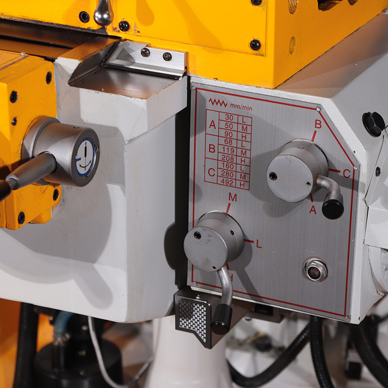 Универсальный фрезерный станок VISPROM FVX-125W