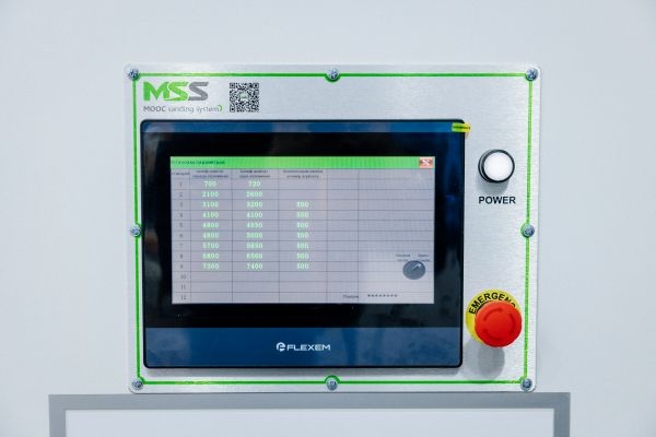 Автоматический шлифовальный станок для погонажных изделий KDT L-W6/W9/W12