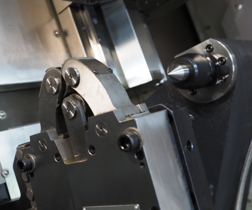 Горизонтальные токарные станки MetalCraft TCK56-500 c ЧПУ Fanuc с люнетом (TCK56-500.F11/15.A2-8.12T.254T.L)