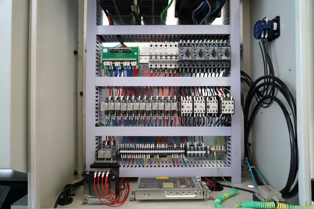 Станок токарный с ЧПУ Metal Master XNC 36100