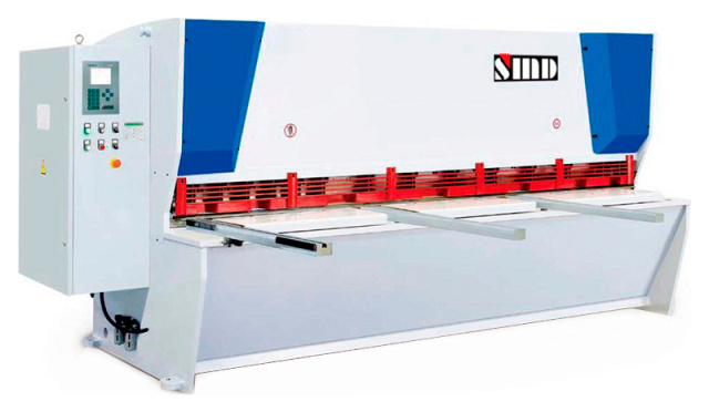 Гидравлические гильотинные ножницы с ЧПУ SMD LGSK 8x5000