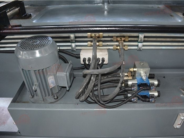 Гидравлический листогиб W62Y 2500x4.0