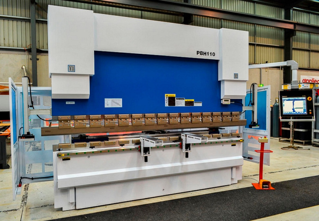 Гидравлические листогибочные прессы SMD РВН