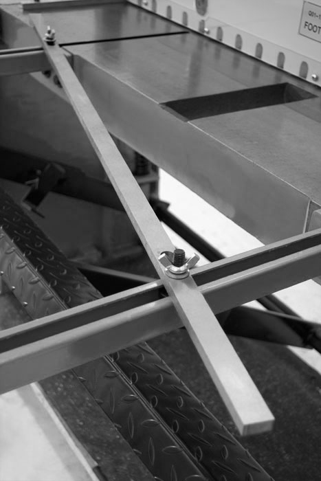 Гильотина ножная Stalex Q01-1.5x1320 (372002)