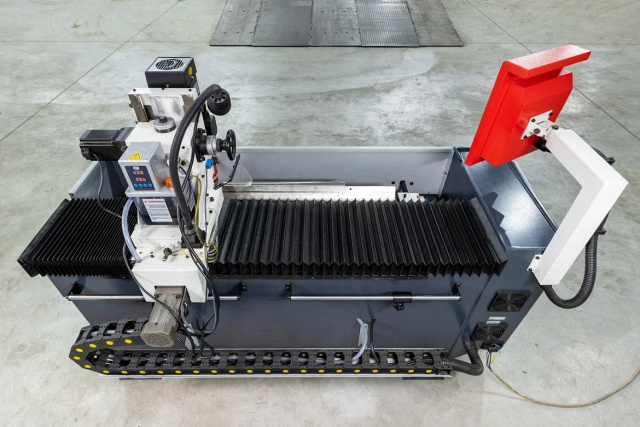 Станок для заточки ножей IRONMAC 1200 AM