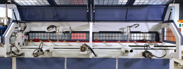 Автоматические прессы для сращивания по длине Beaver 4500А/160