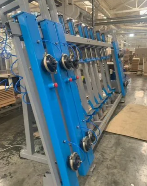 Пресс гидравлический SLU — GRP c откатными пневматическими фронтальными прижимами