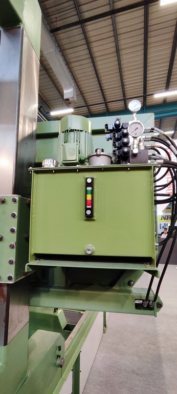 Ленточнопильный горизонтальный станок USTUNKARLI UHYB 120 H PLUS