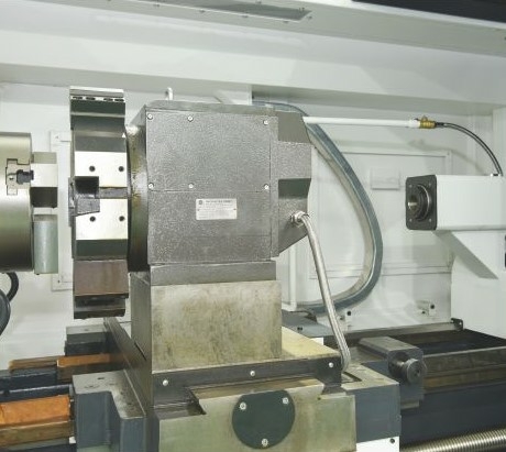 Токарный станок с ЧПУ NINGBO BLIN MACHINERY модели BL-HK63B
