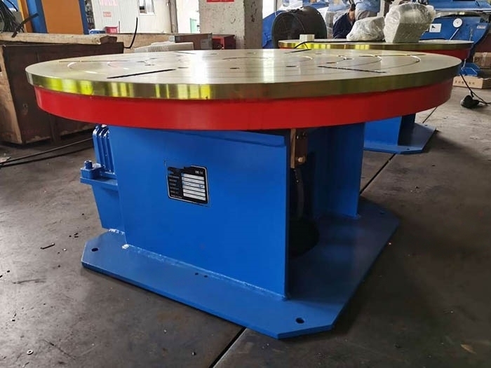 Поворотный сварочный стол HBT3