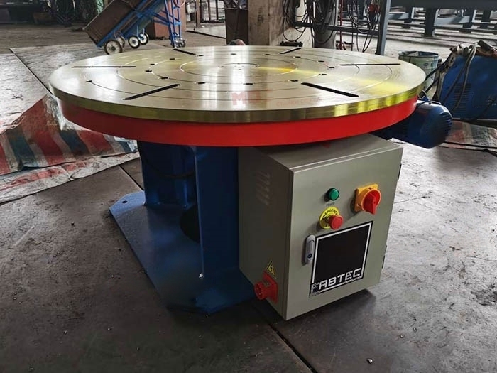 Поворотный сварочный стол HBT100