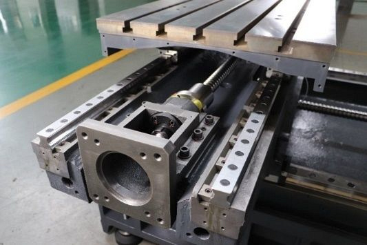 Фрезерный обрабатывающий центр KVL 1260A (VMC1060B) 3-оси