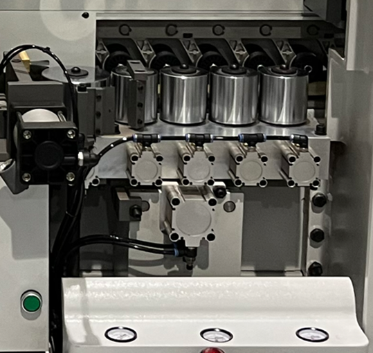 Двухсторонний автоматический кромкооблицовочный станок KDT KE-2368JHSKCAD