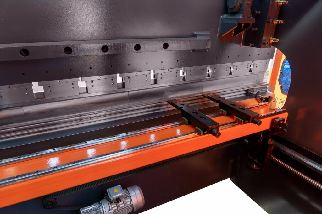 Гидравлический листогибочный пресс Metal Master HPJ 2040 Sensor