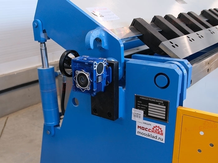 Гидравлический листогиб W62Y 2500x4.0