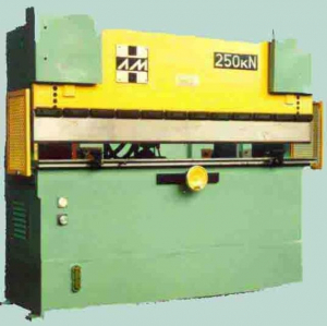 Прессы листогибочные гидравлические ИГ1426А