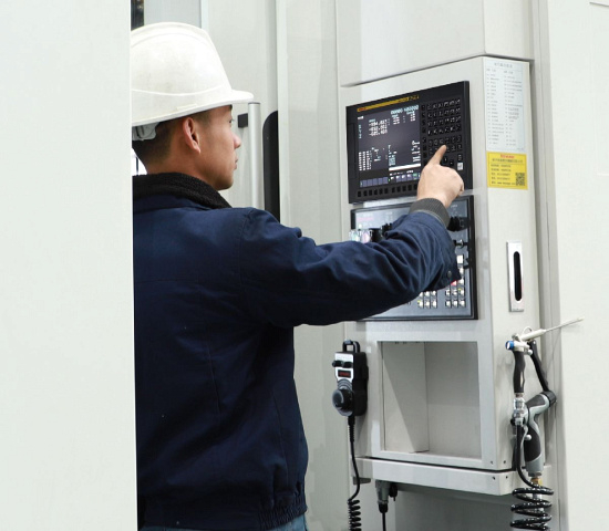 Горизонтально-фрезерный центр SPITZEN HMT-1250