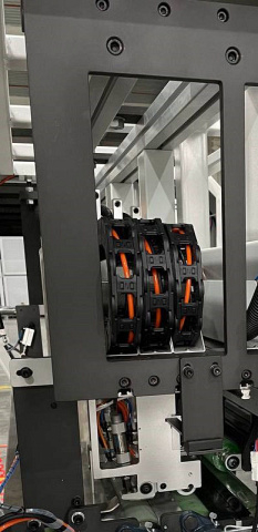 Автоматический резательно-рилёвочный центр с ЧПУ Beaver PACKMATIC TURBO 8K