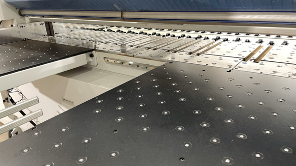 Угловой форматно-раскроечный центр с ЧПУ KDT KS-4522HLS