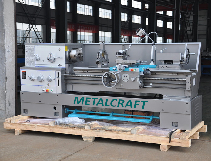 Токарно-винторезный станок MetalCraft 16К20-2000