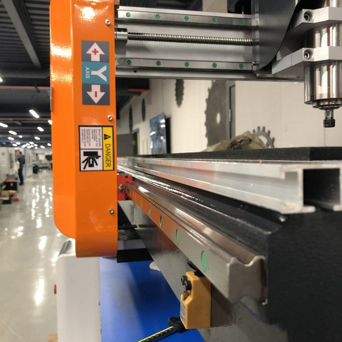 Фрезерно-гравировальный станок с ЧПУ Filato Optima 0906 MT